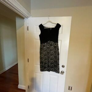 Adrianna Papell Elegant Black and Cream Midi Dress